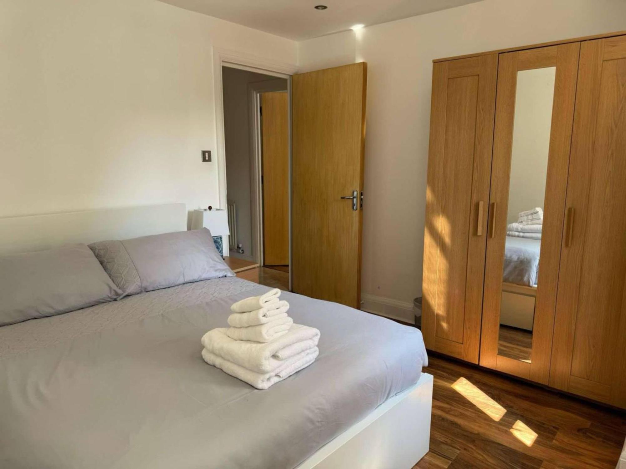 Luxury Two Bedroom In Bayswater Londres